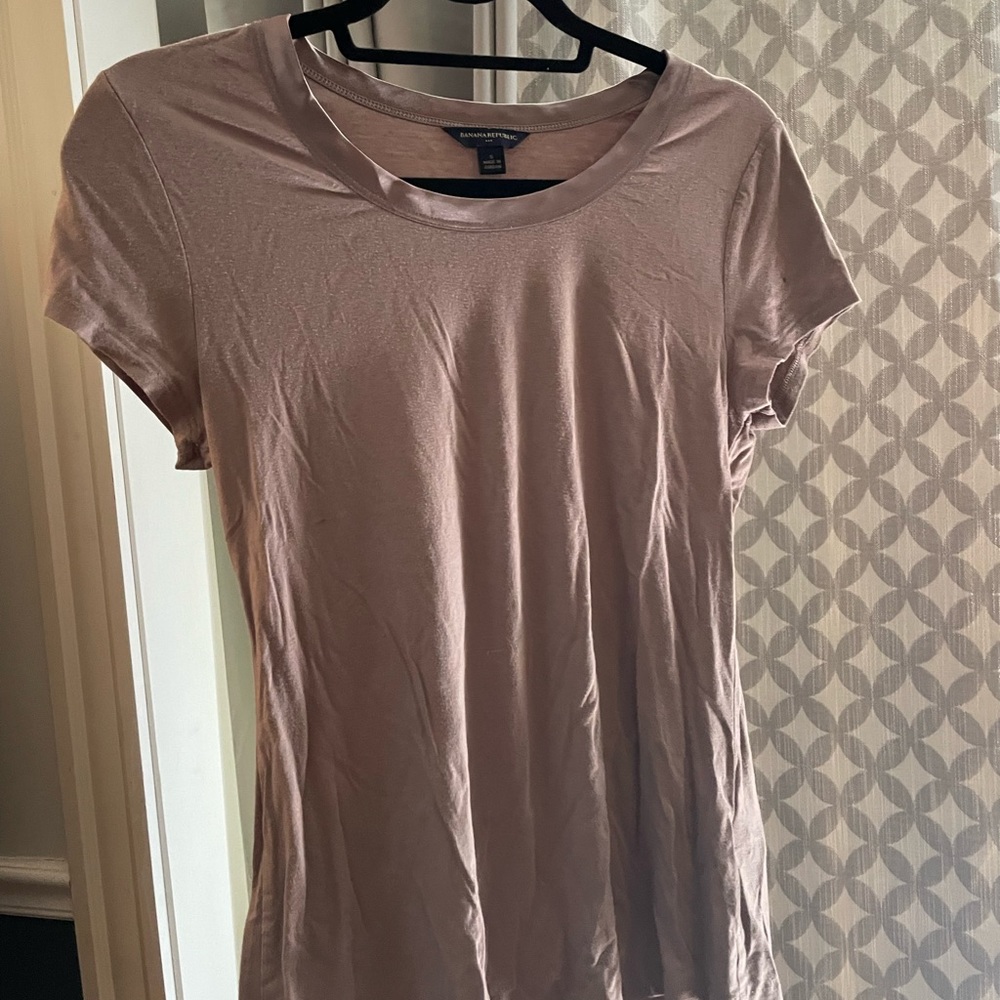Banana Republic formal T-shirt light purple